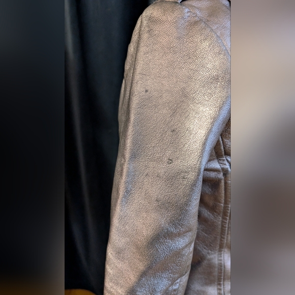 Mackage pewter metallic genuine lamb leather biker jacket, XXS/XS - Picture 11 of 12